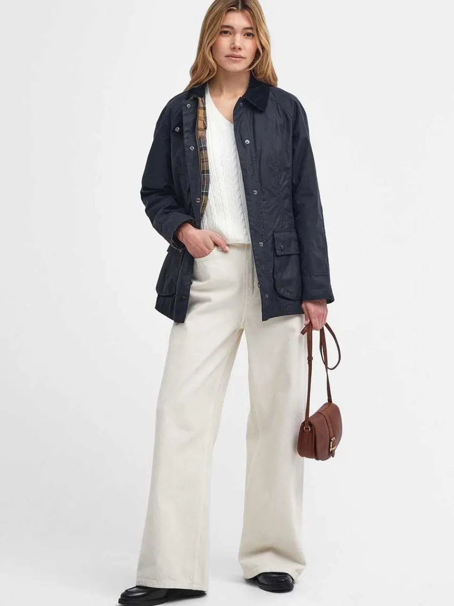barbour_beadnell_wax_jack_2-3.webp Women Barbour Beadnell Wax Jacket - Women's -