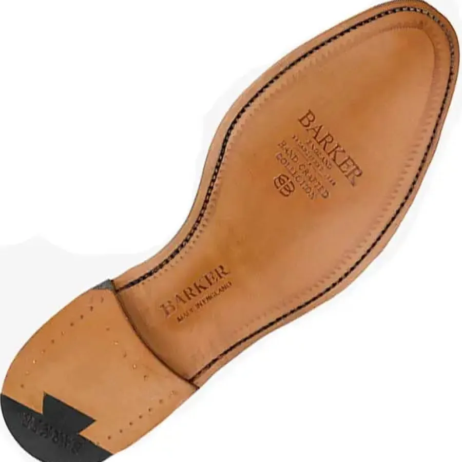 barker_westfield_shoes__m_2.webp Barker Shoes BARKER Westfield Shoes - Mens Country Brogues - Cedar Calf