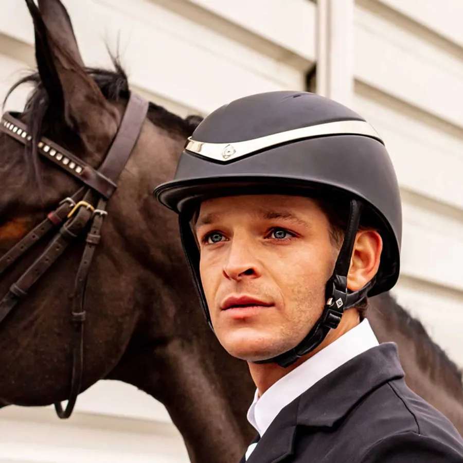 charles_owen_halo_riding__2-1.webp Charles Owen Halo Riding Hat - Matt Black & Platinum