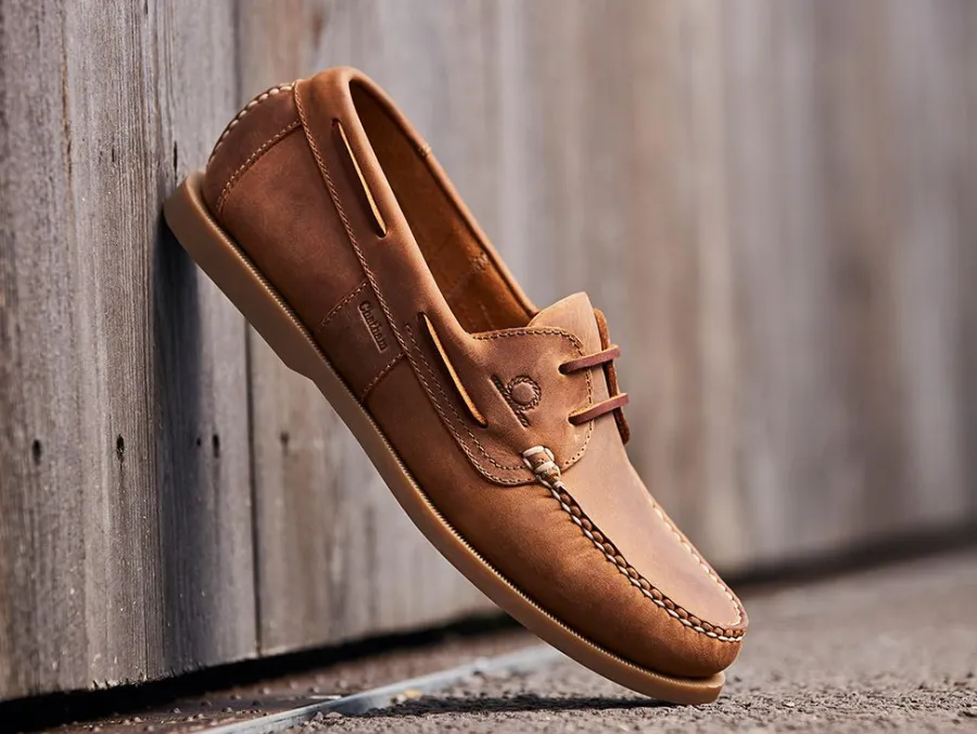 chatham_ladies_java_g_lea_1.webp Women Chatham Ladies Java G2 Leather Sustainable Deck Shoes - Walnut