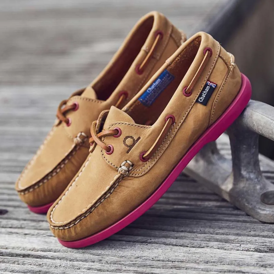chatham_pippa_ii_g_leathe_1.webp Women Chatham Pippa II G2 Leather Boat Shoes - Women's -