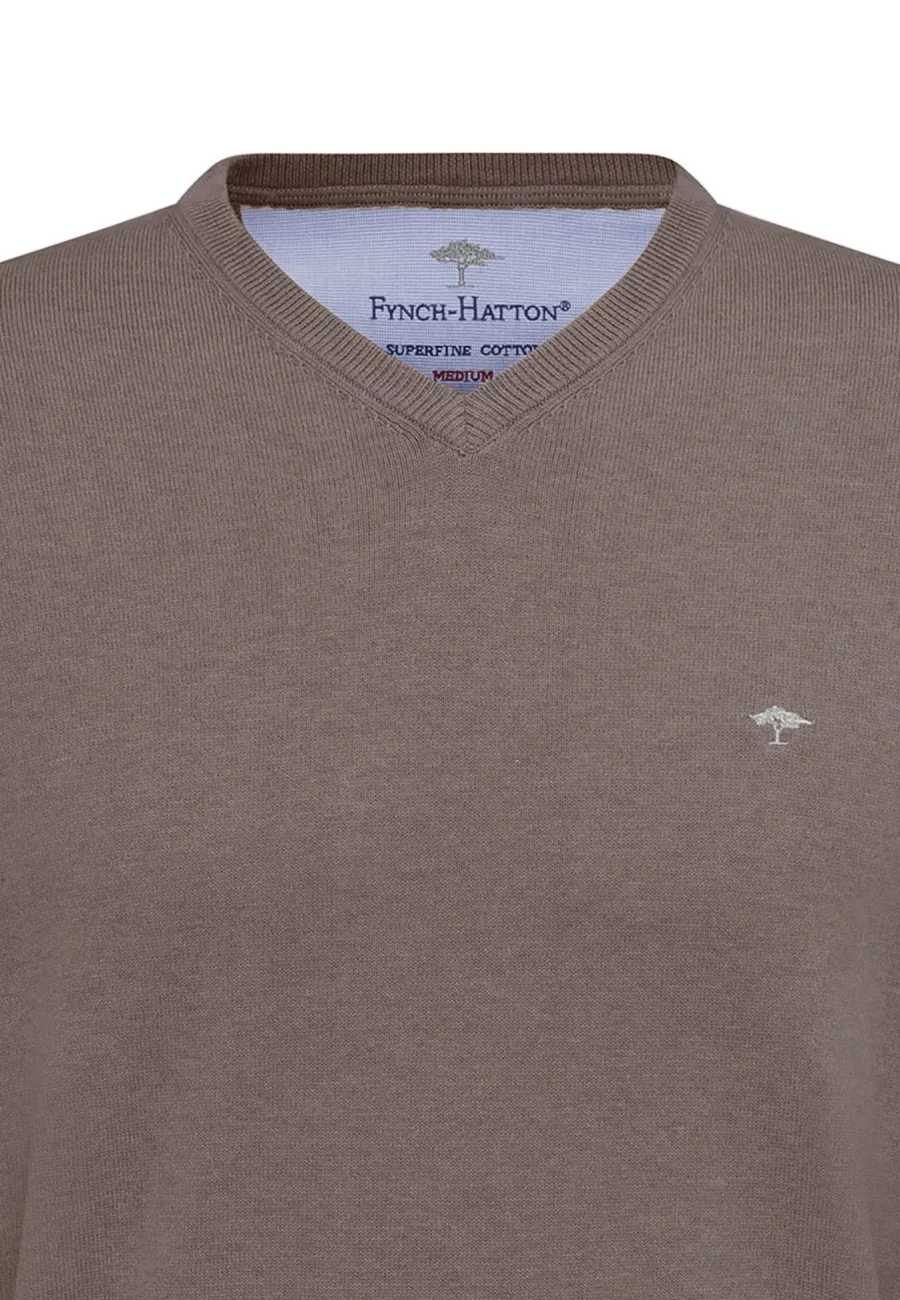 Fynch Hatton V-Neck Sweater - Men's Fine Knit – Earth