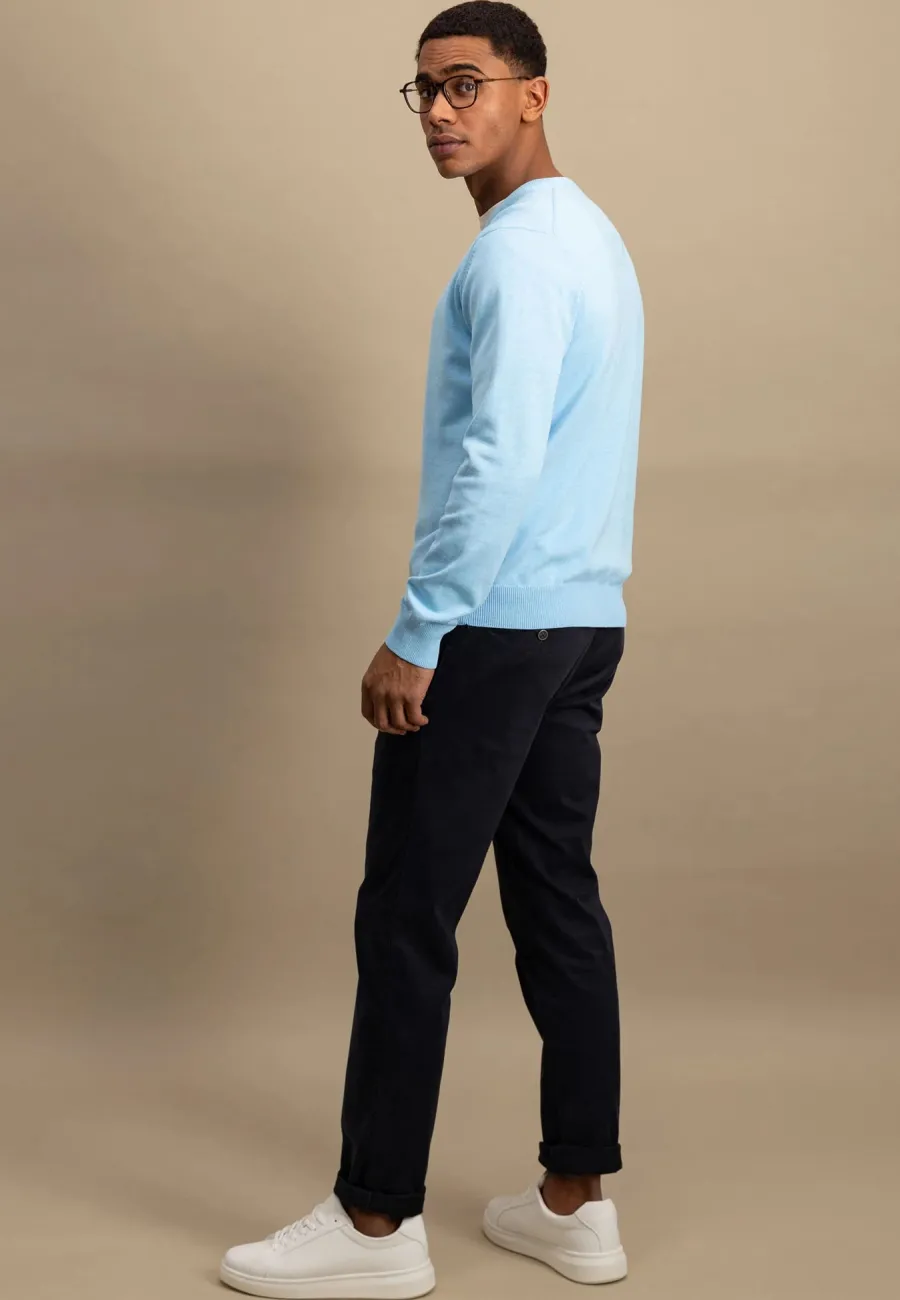 fynch_hatton_vneck_sweate_5-3.webp Fynch Hatton V-Neck Sweater - Men's Fine Knit – Splashy Ocean