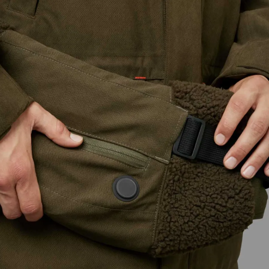 harkila_heat_muff__driven_2.webp Women Harkila Heat Muff - Driven Hunt - Willow Green