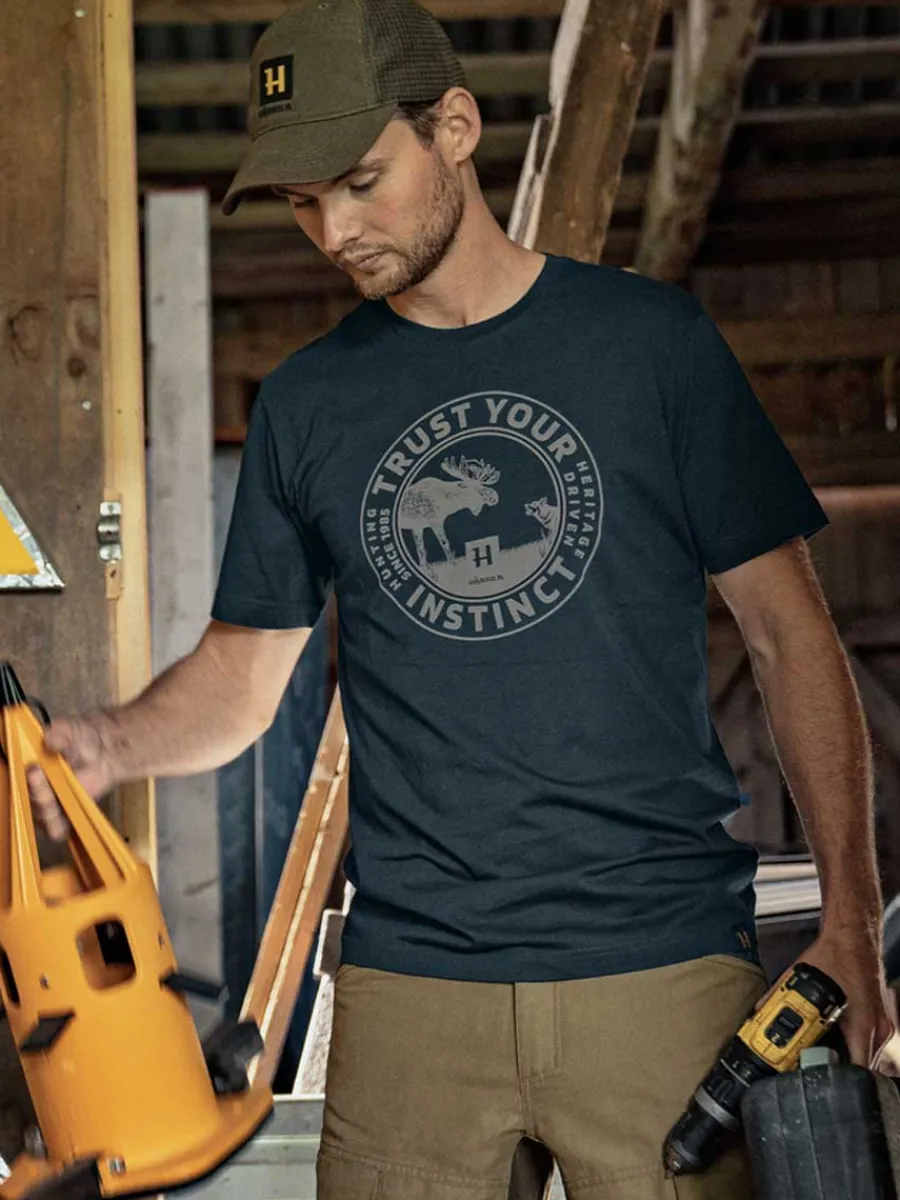 harkila_moose_tshirt__men_1.webp Harkila Moose T-shirt - Mens - Dark Navy