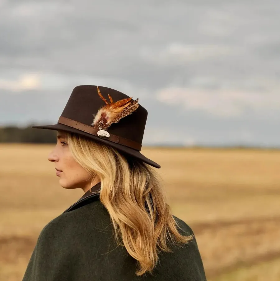 Women Hicks and Brown HICKS & BROWN Ladies Suffolk Fedora Hat - Gamebird Feather - Dark Brow