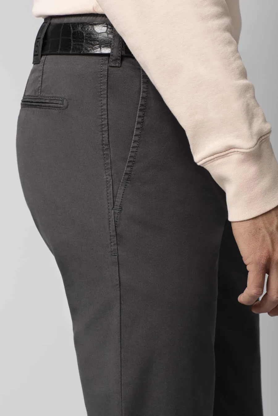 meyer_m_jeans___soft_stre_2-6.webp Meyer M5 Jeans - 6001 Soft Stretch Cotton Chinos -