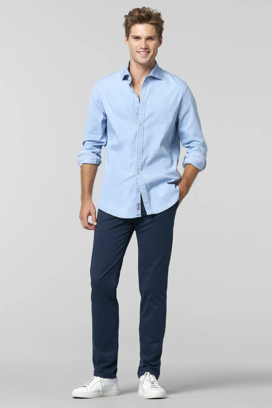 meyer_new_york_trousers___3-1.webp Meyer New York Trousers - 5054 Summer Stretch Twill Chinos -