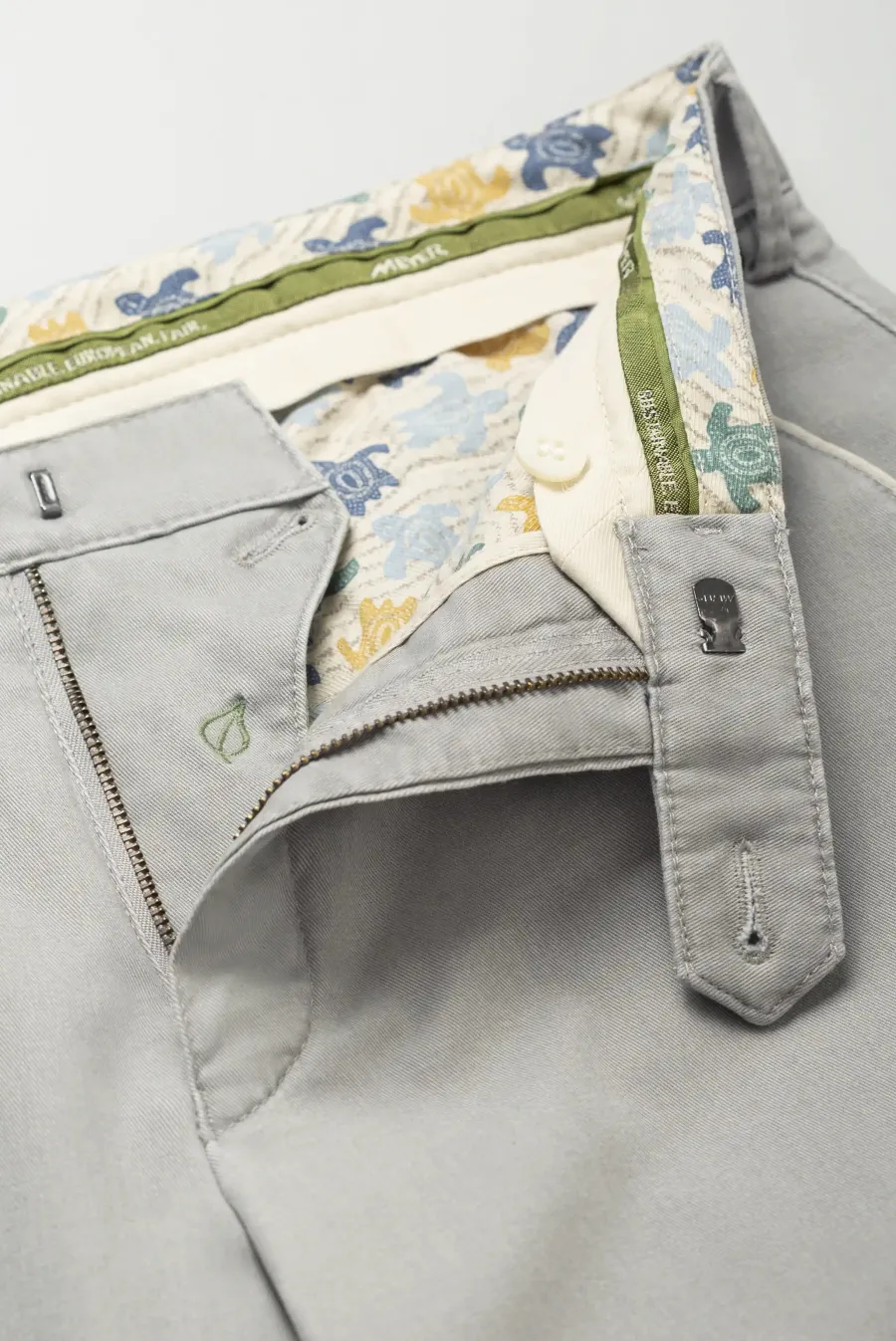 meyer_new_york_trousers___5.webp Meyer New York Trousers - 5000 Soft Twill Chino - Grey Beige