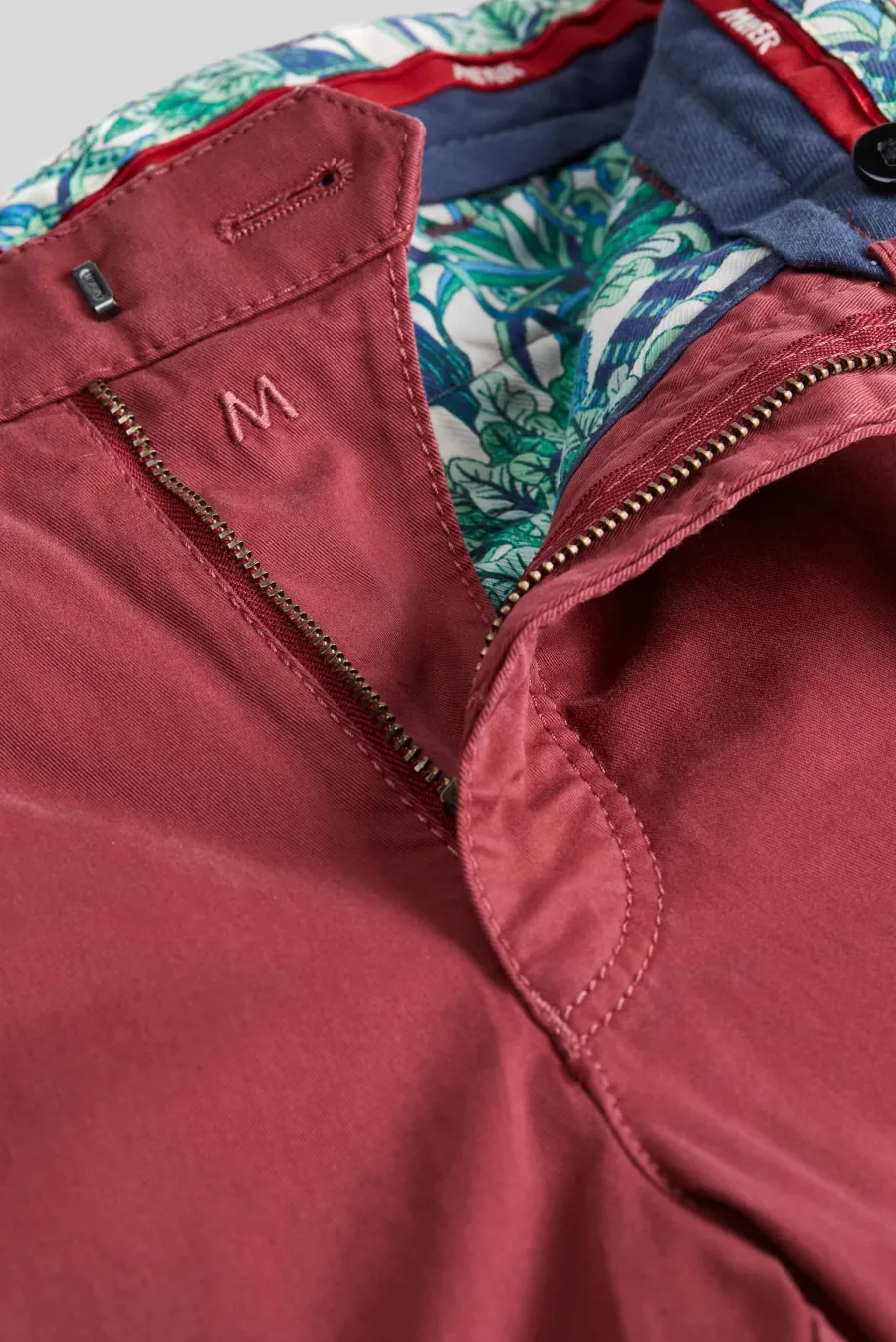 meyer_roma_trousers___lig_3-1.webp Meyer Roma Trousers - 3001 Light-Weight Cotton Chinos -