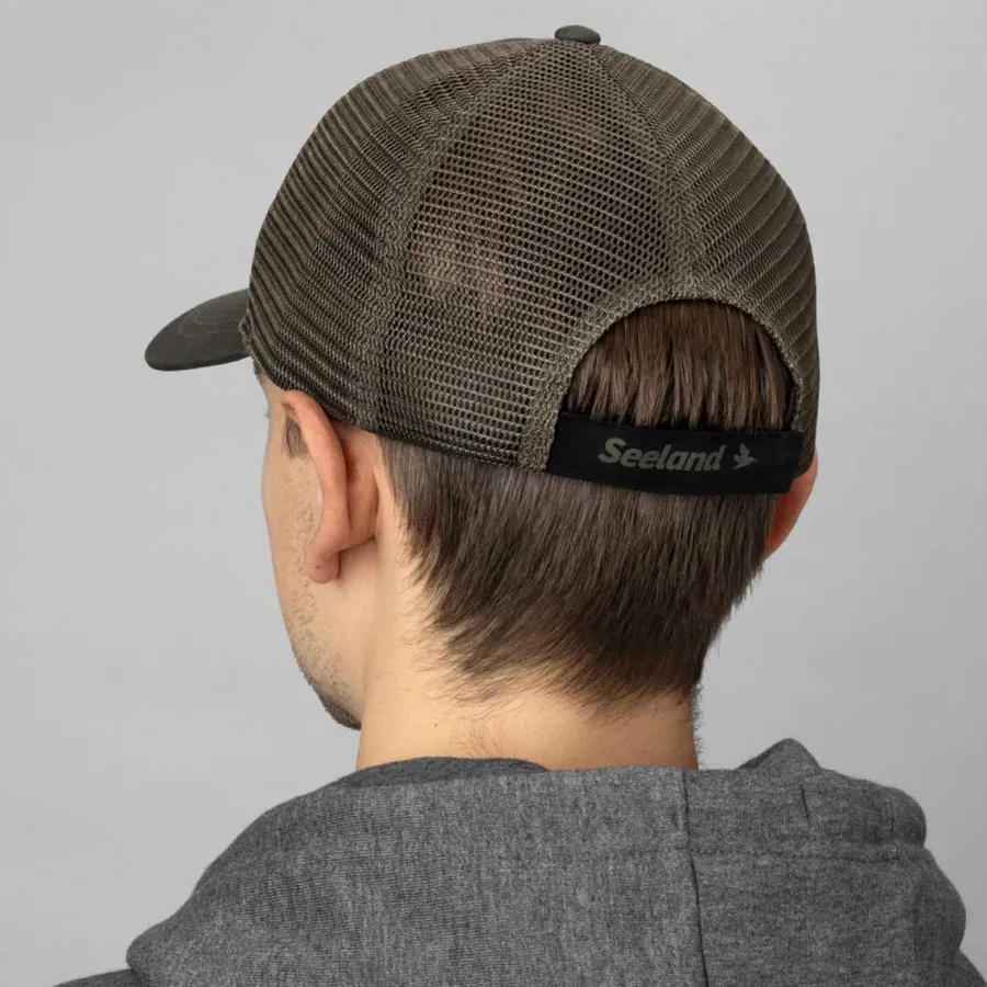 seeland_granite_trucker_c_3.webp Seeland Granite Trucker Cap - Grape Leaf