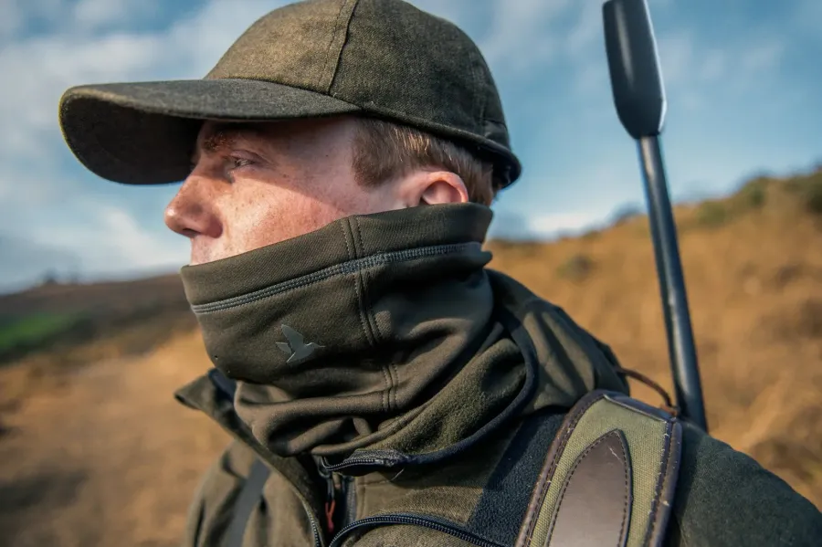 seeland_neck_gaiter__stre_2.webp Women Seeland Neck Gaiter - Stretchy Fleece Warm Roll Collar - Pine Green