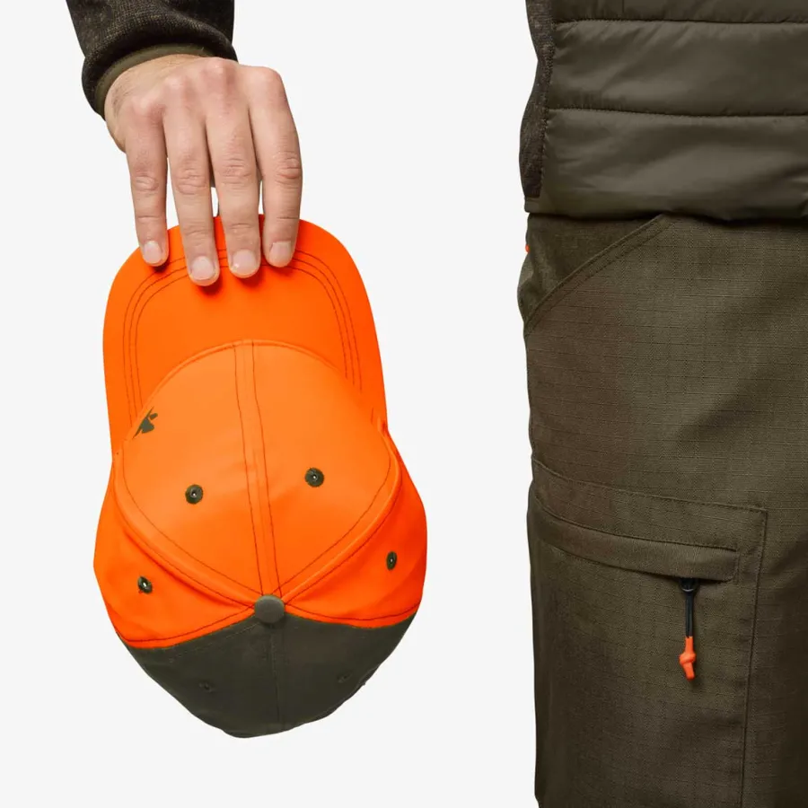 seeland_venture_cap__pine_1.webp Seeland Venture Cap - Pine Green/Hi-Vis Orange