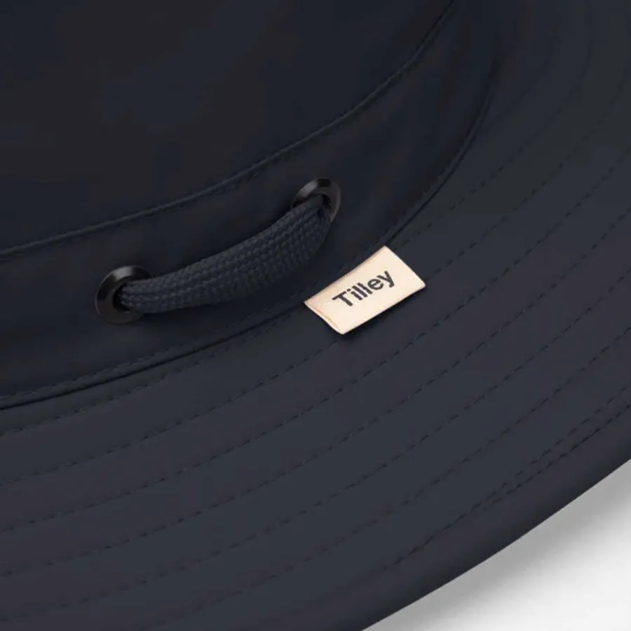 tilley_ltm_airflo_broad_b_4.webp Women Tilley Hats TILLEY LTM6 AIRFLO Broad Brim - Midnight Navy